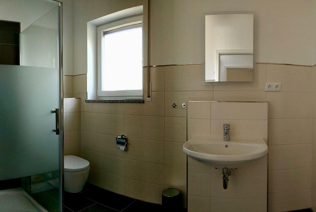 Haus Maerzenbach Apartment Кауфбойрен Екстериор снимка